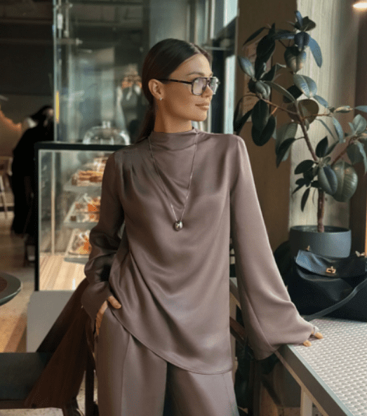 [Лилия Кожина] [Shveyaholic] Выкройка блузы Choco. Размеры: 40-52 (2025)