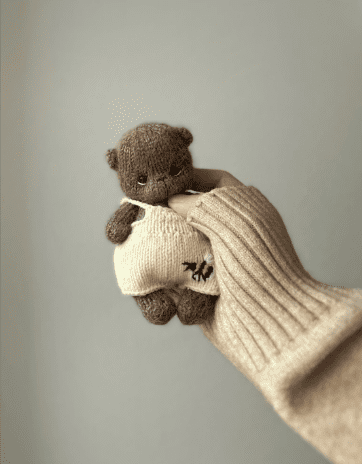 [Varenka.toys, Марина Пяжиева] Мишка Тео (2025)