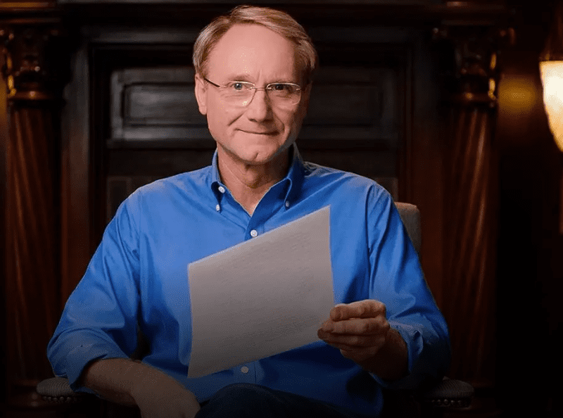 [MasterClass] Дэн Браун - учит писать триллеры (Часть 1 из 3) (2024)