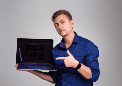 [Дмитрий Новоселов] SEO-киборг: Как с помощью нейросетей создавать тексты (2025)