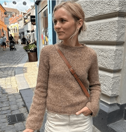 [PetiteKnit, Вяжи.ру] Свитер вязаный спицами сверху вниз без швов Ivy Sweater (2025)