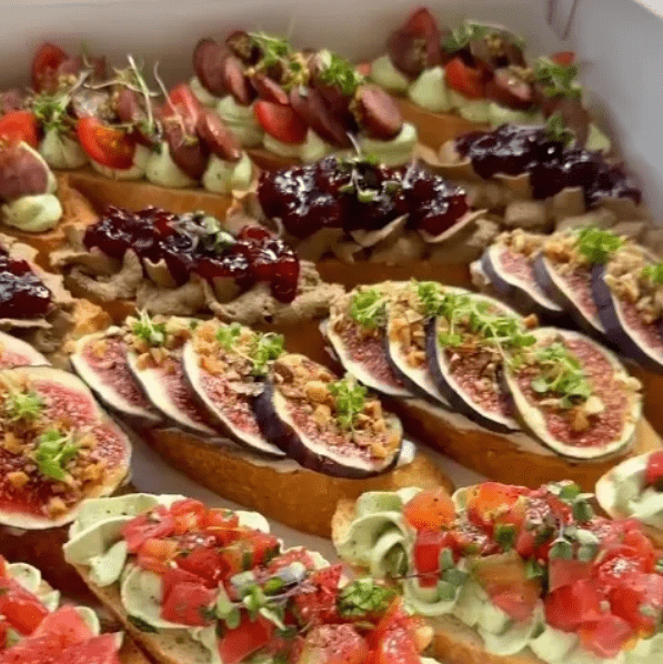 [Александра Варакута] [furshetbox_msk] Сборник Просто о брускеттах (2025)